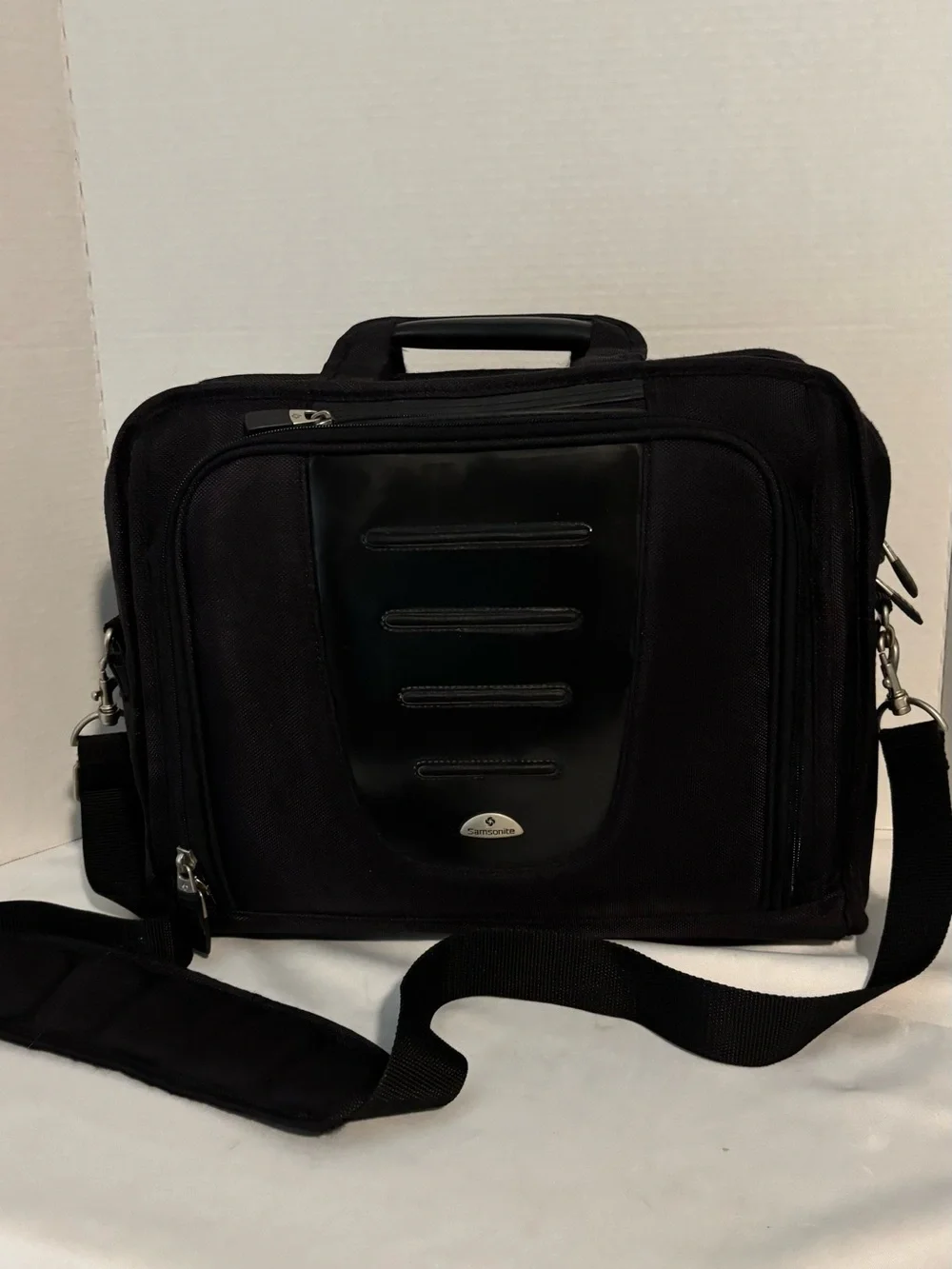 Samsonite Black Men’s Top Load Laptop Briefcase with Shoulder Strap Padded